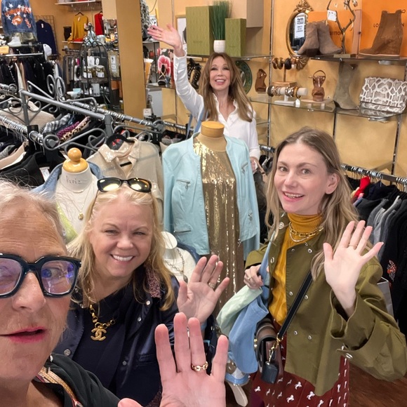 LIKE MY LUX SHOW LISTING FOR LIVE SHOWS! - Picture 9 of 15